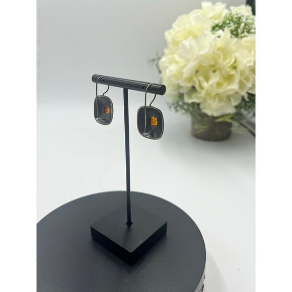 Silpada Sterling 925 Silver Square Bezel Scroll Amber
Earrings W0911 - Picture 11 of 12